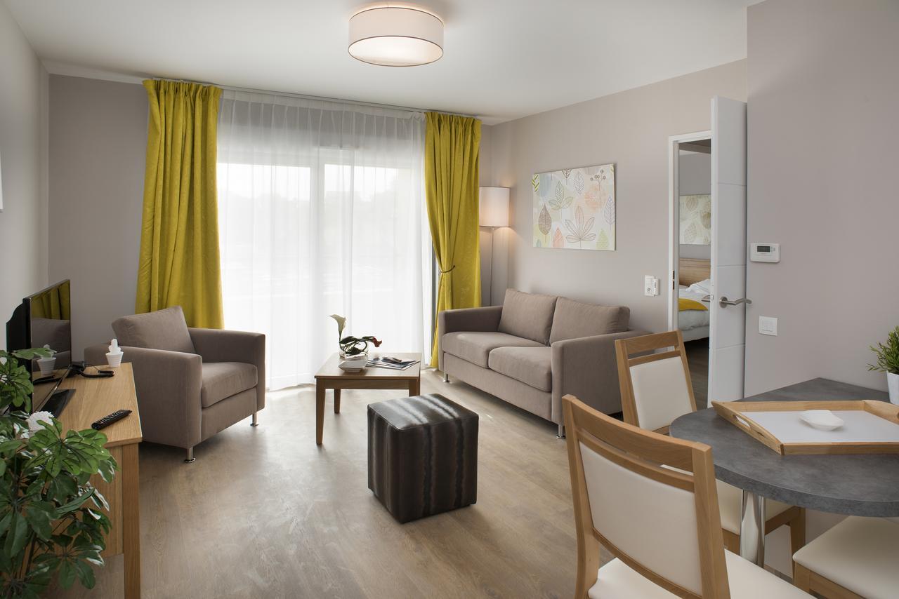 Domitys La Cite Des Princes Aparthotel Оранж Екстериор снимка